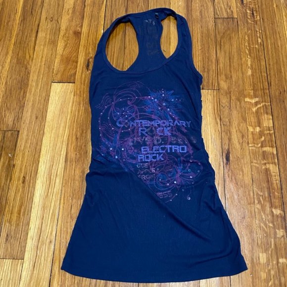 LAST CHANCE - Guess Contemporary Rock Tank XS - Picture 1 of 5